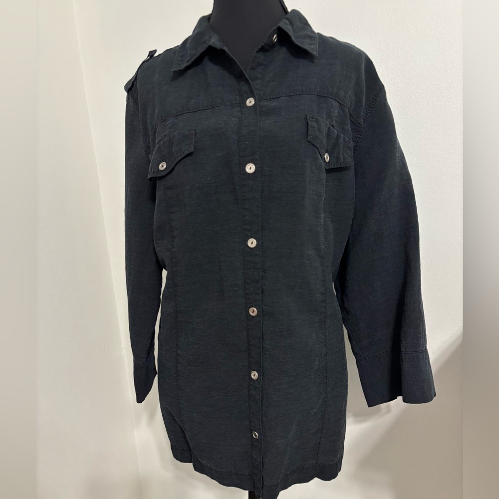Chicos size 3 (size XL) Black lightweight linen-like woven blouse 3/4 sleeves